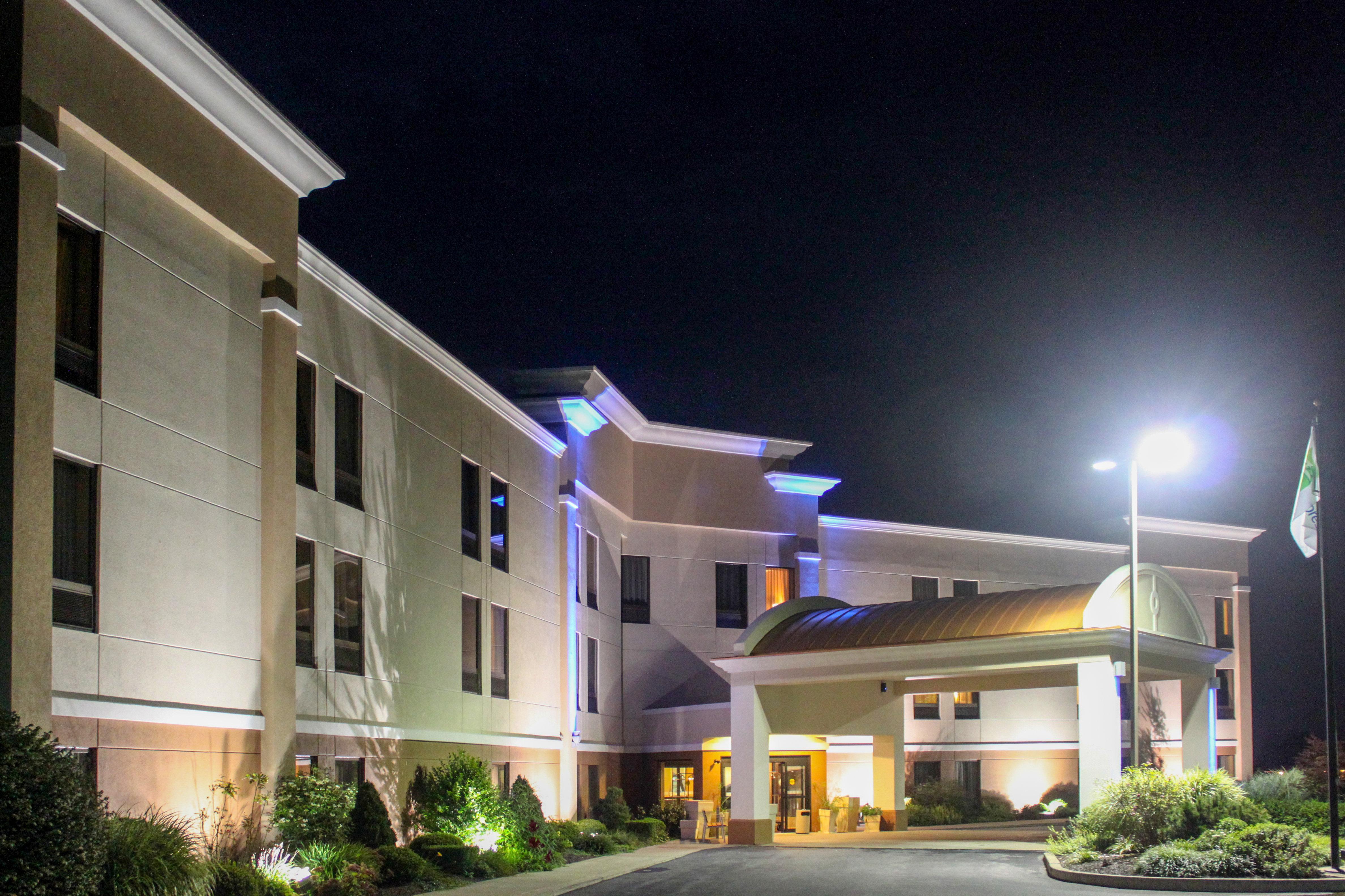Holiday Inn Express Lewisburg - New Columbia By Ihg Esterno foto
