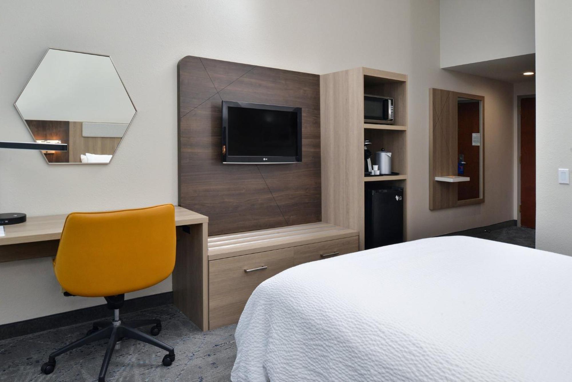 Holiday Inn Express Lewisburg - New Columbia By Ihg Esterno foto