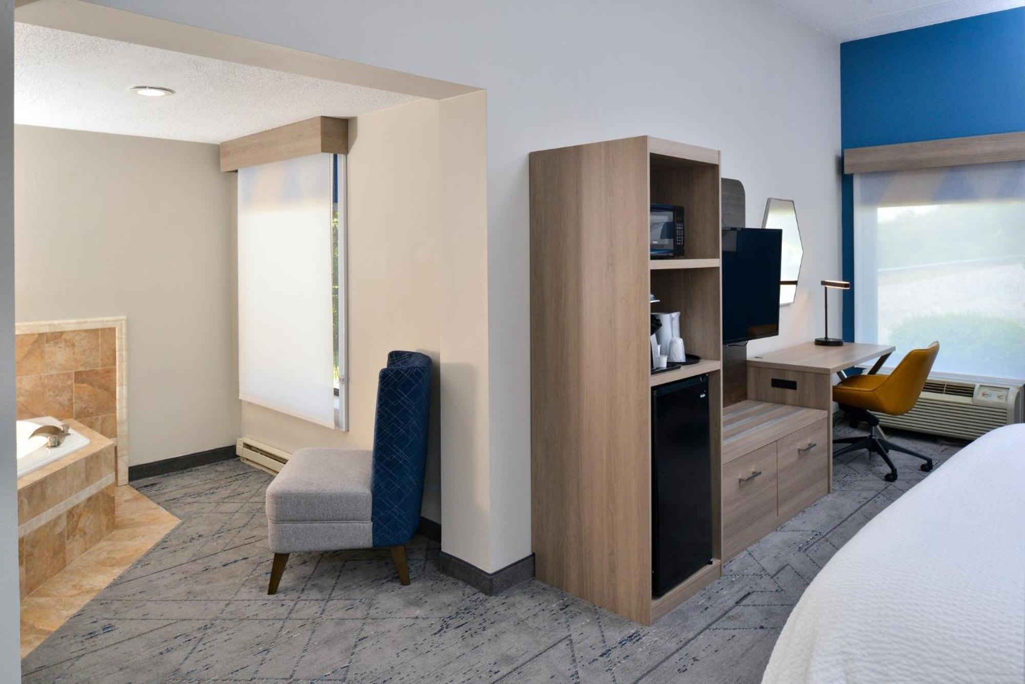 Holiday Inn Express Lewisburg - New Columbia By Ihg Esterno foto